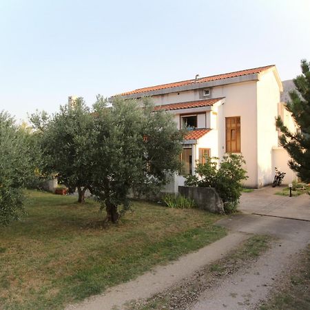 Apartments Petrica Baška Exterior foto