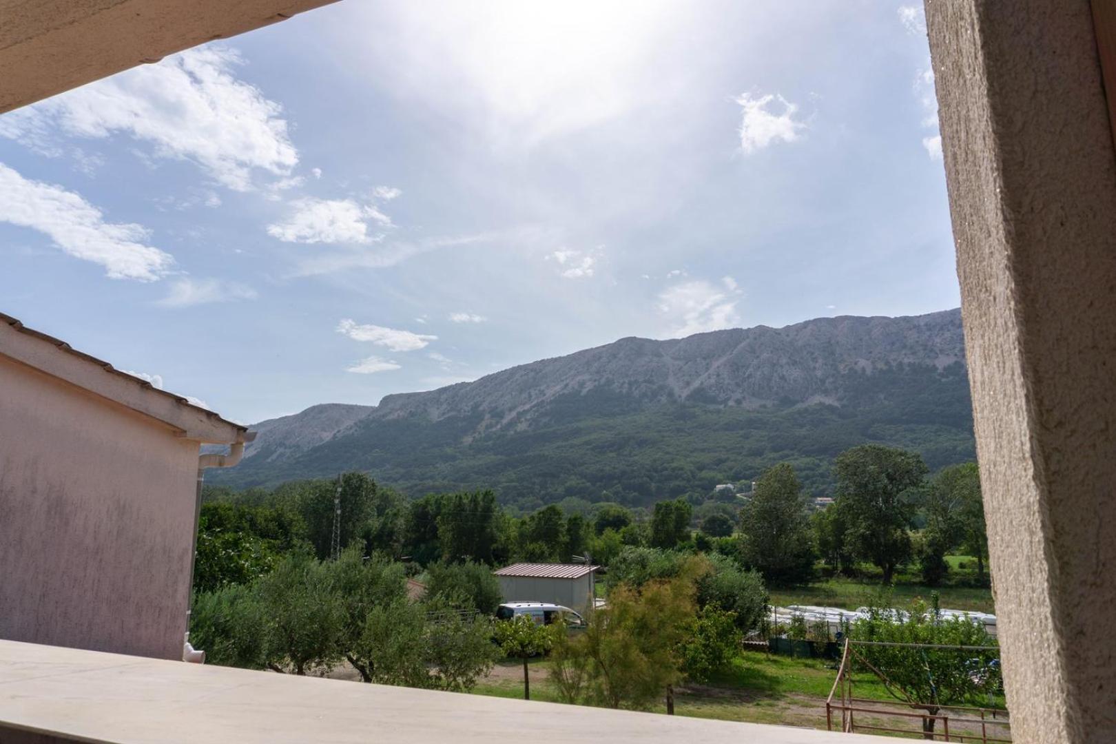 Apartments Petrica Baška Exterior foto
